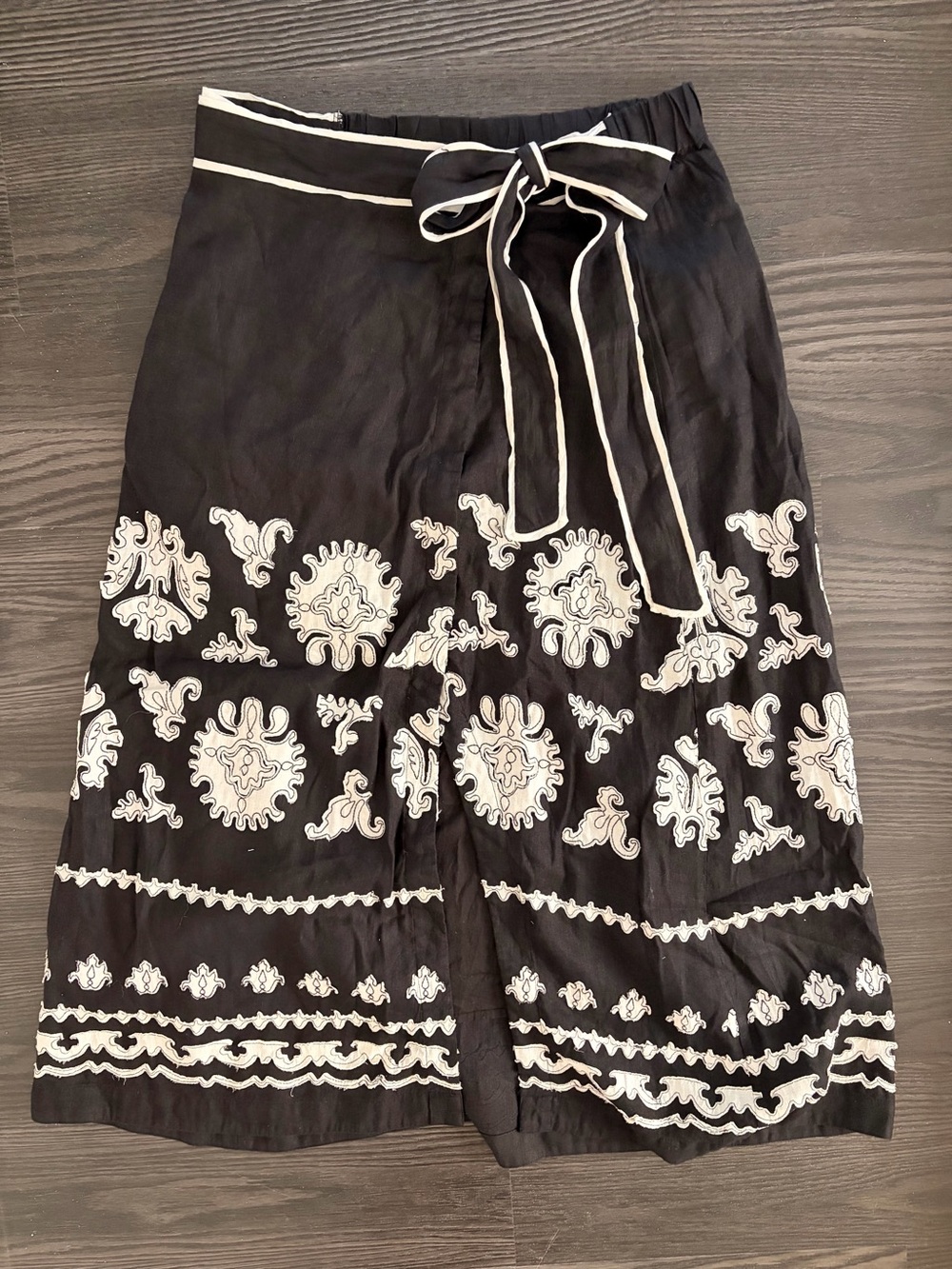 🍂 Fall Anthropologie linen blend Embroidered Tie-Waist Midi Skirt